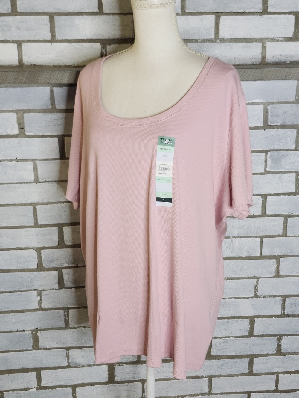 • Terra & Sky Women's Fitted Scoop Neck Ribbed Tee Plus Size 4X Dark Rose